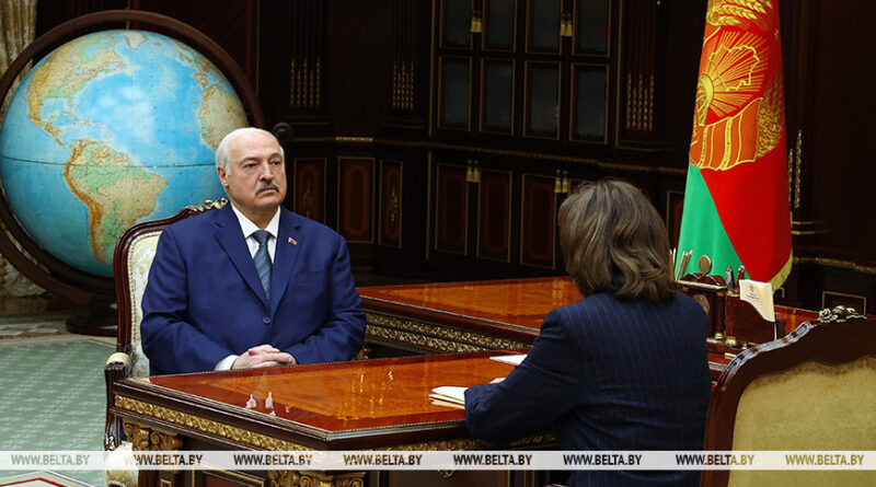 Работа с гражданами и местными советами. Лукашенко принял с докладом Кочанову