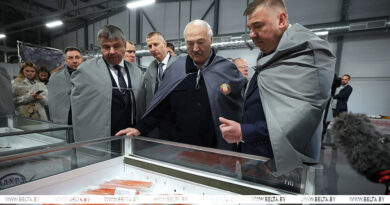 Рыбные места, фактор Санчеса и субботник в музее. Итоги недели Президента