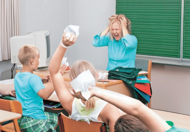 Учитель – не мишень. Как вирусящийся опасный TikTok-тренд может довести школьников до уголовных дел