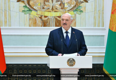 Лукашенко в преддверии священного праздника Дня Победы вручил государственные награды