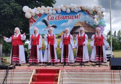 Вересница отпраздновала День деревни: награды, память и победа на футбольном поле Вересница отпраздновала День деревни: награды, память и победа на футбольном поле